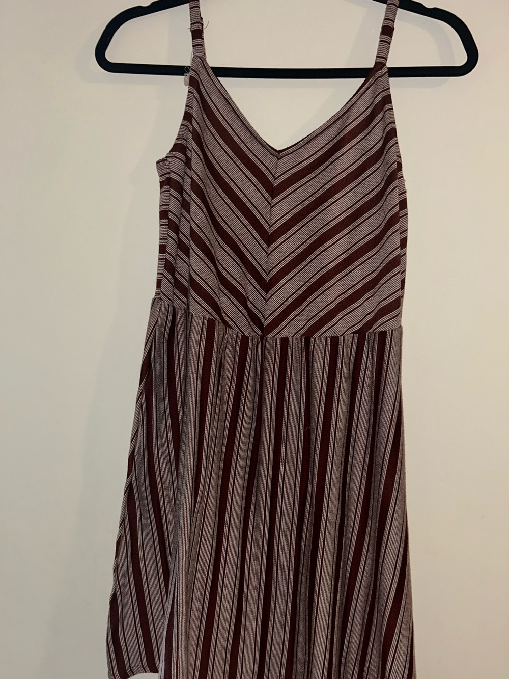 Universal Thread Burgundy and Cream Striped V-Neck Midi Dress